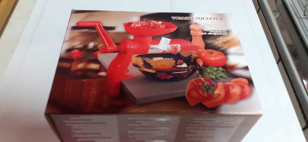 Приспособление за мелене на домати