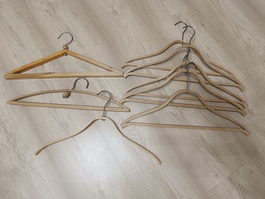 Вешалки ( плечики) для одежды