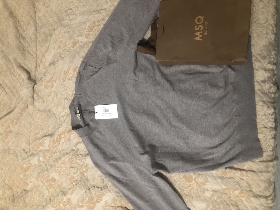 Свитер MSQ