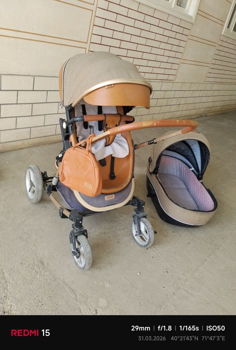 Bolalar kolyaskasi sotiladi