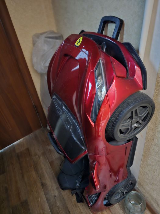 Продам Ferrari Машинка для детей
