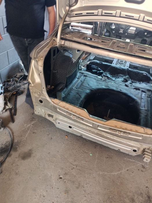 Продается Кузов Кобалта.