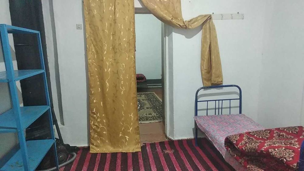 Ижарага ховли (участок)