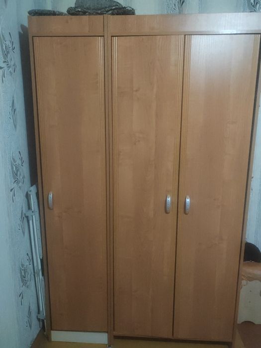 Продам шифонер хорошая состояние
