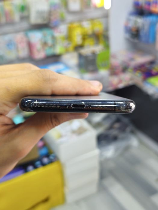iPhone 11 pro 64 kelishamz