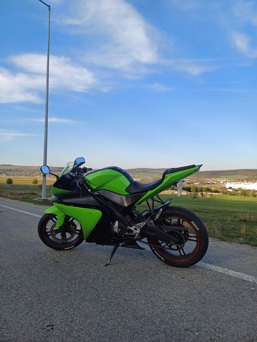 Yamaha YZF R125 2014