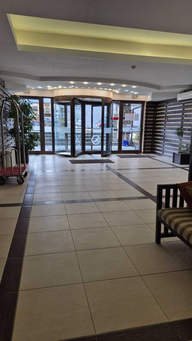 Доходоносен двустаен апартамент в топ локация