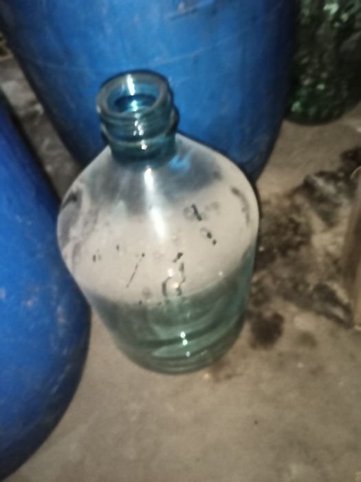 Бутыли 20 литров