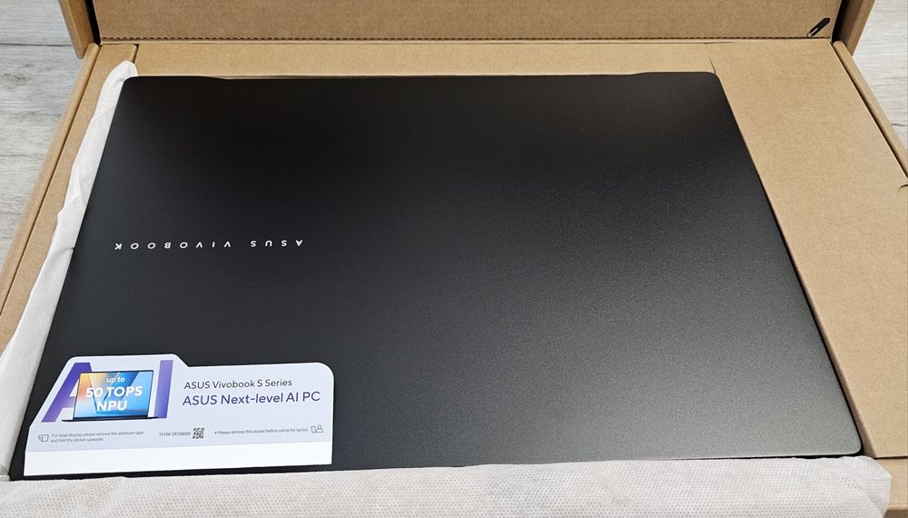 Laptop ASUS Vivobook S16 OLED AMD Ryzen AI 9 365, Samsung 990 PRO 2TB