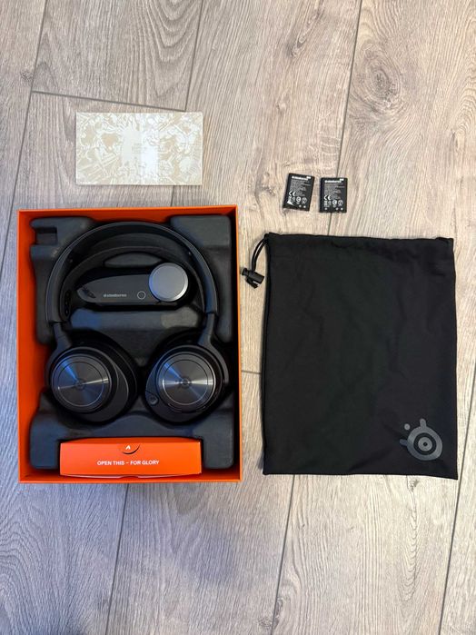 SteelSeries Artics Nova Pro Wireless