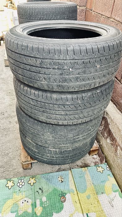 Шина на lexus 570