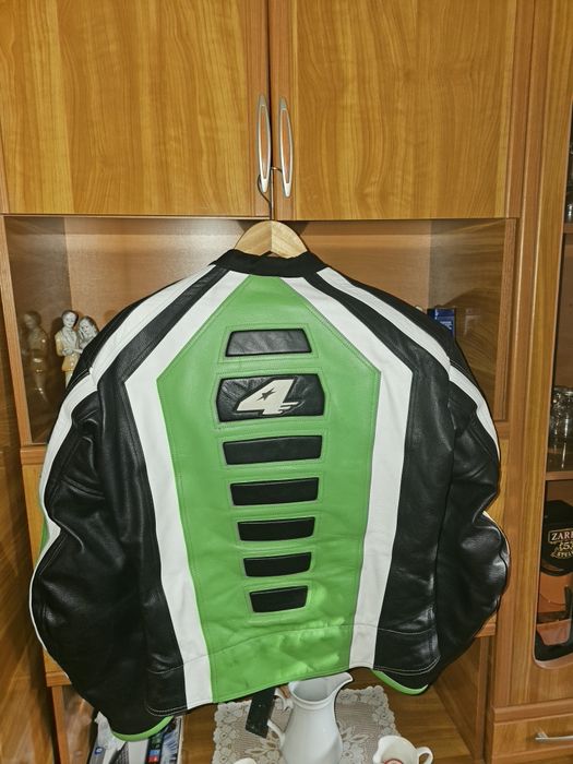 Vand costum moto