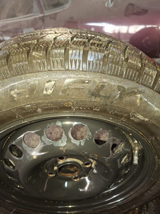 Продам колеса зимние