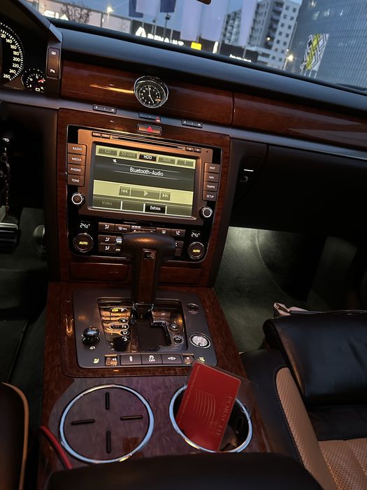 Vand /schimb Vw phaeton 2012 exclusive, proprietar