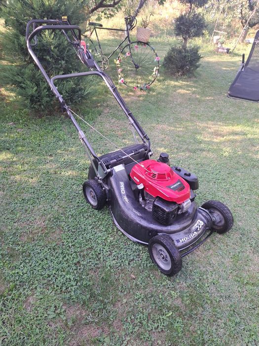 Masina de tuns Iarba Honda HRH 536