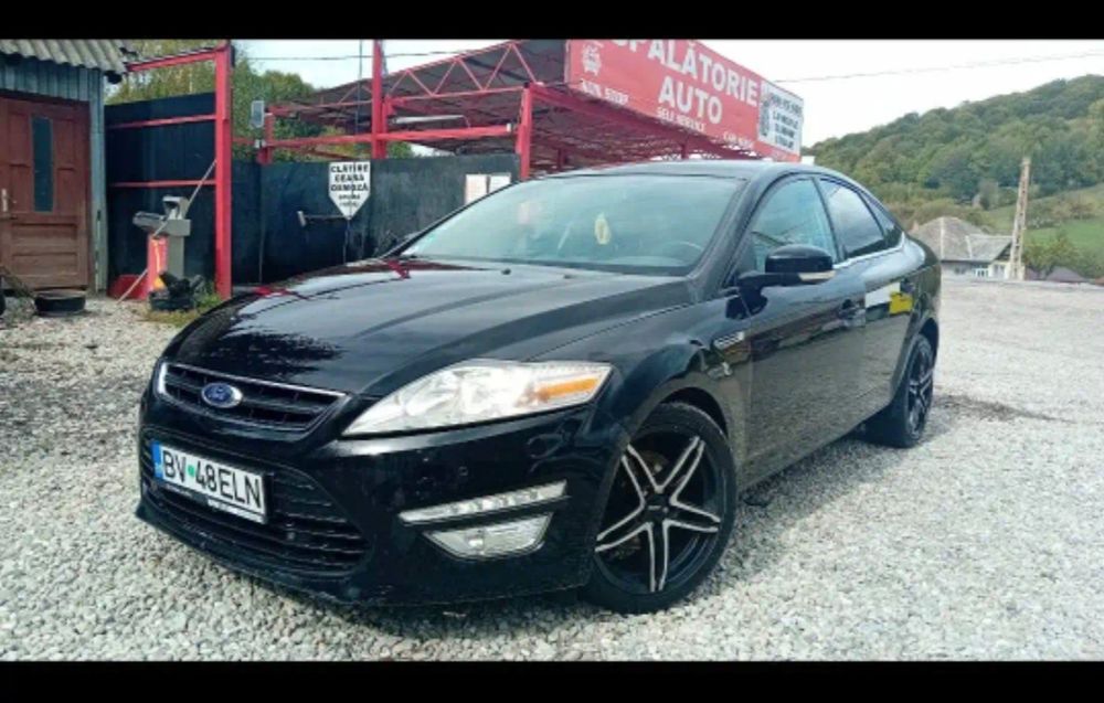 FORD Mondeo 2013 — imagine 2