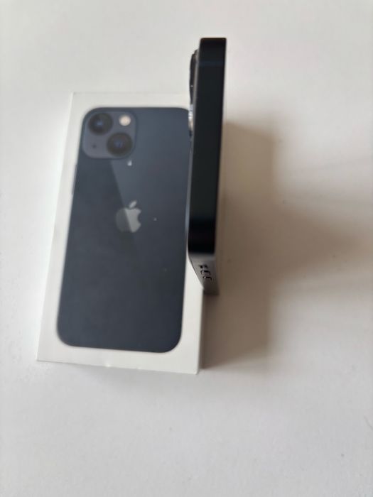 iPhone 13 mini Идеален