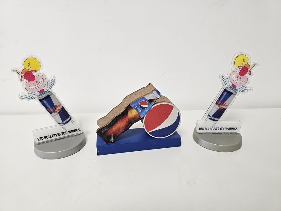 Suport șervețele Red Bull și Pepsi