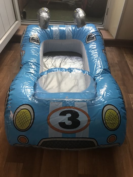 Плавательная машинка для малышей