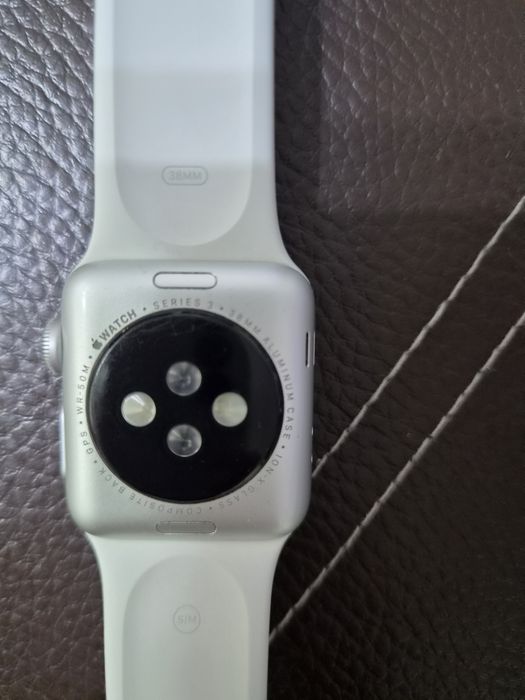 Продам apple watch 3