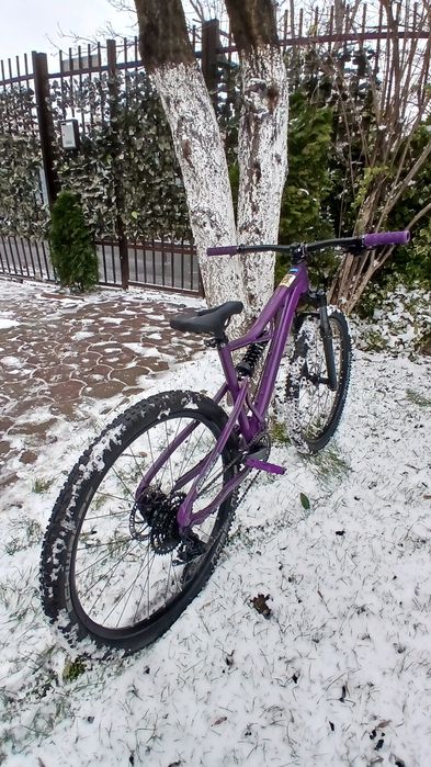 Bicicleta full suspension 2022