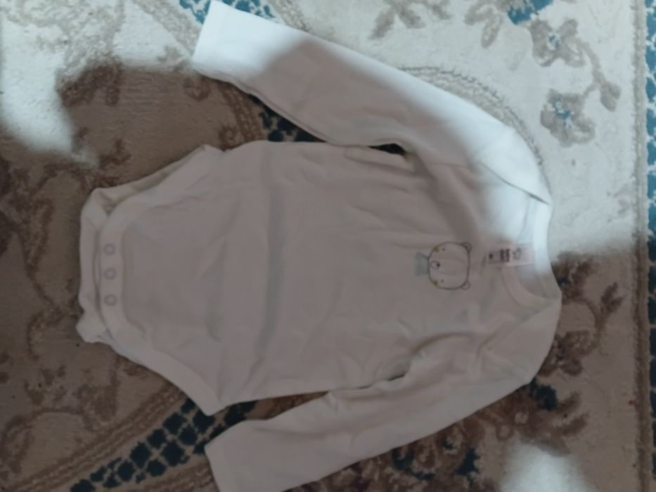 Продам  новые детские вещи
