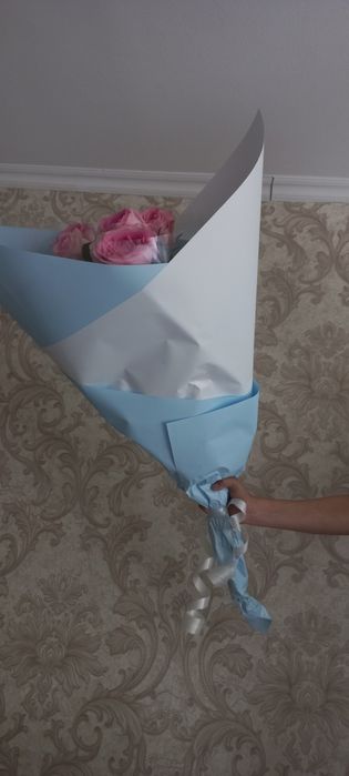 Нежный букет розовых роз