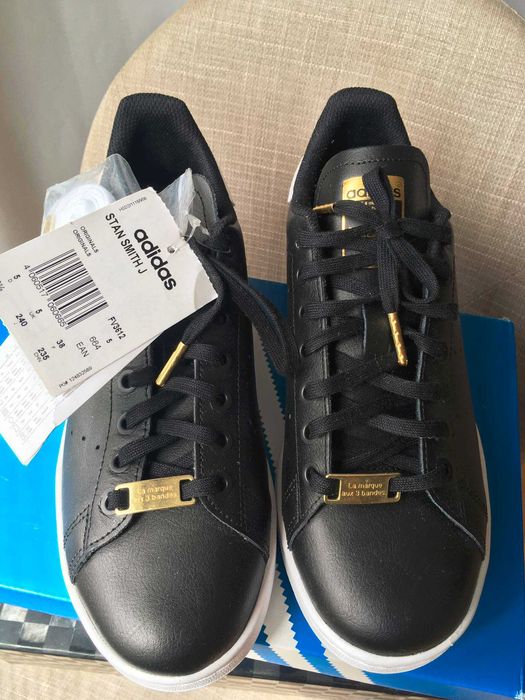 ADIDAS STAN SMITH J и Pharrel Williams нови в кутия, номер 36