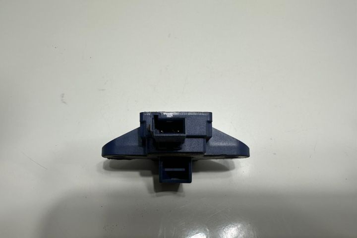 Senzor impact 2128205026 Mercedes-Benz E-Class W212/S212/C207/A207