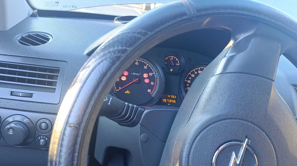 OPEL Astra 2009 — imagine 4