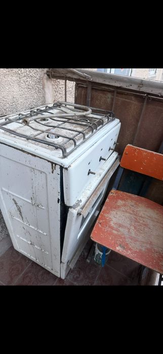 Газовая плита продам