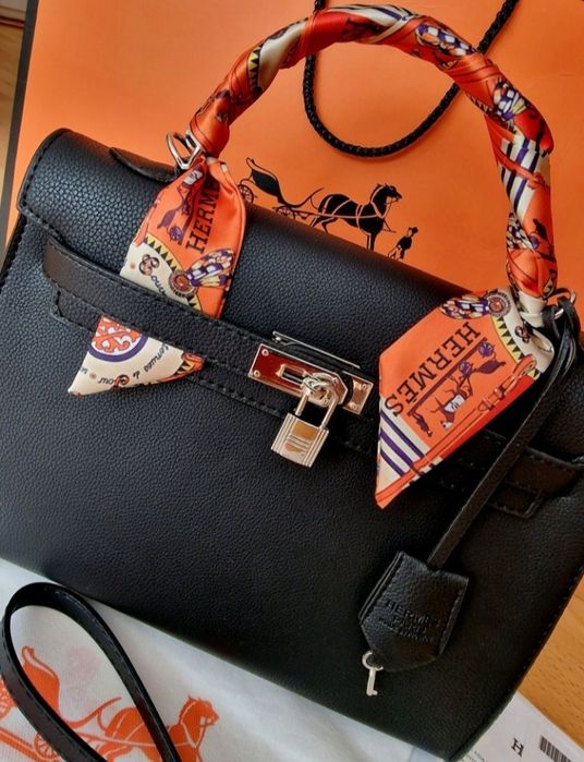 Geanta +papuci(diverse marimi),super model, saculet, etichetă, France