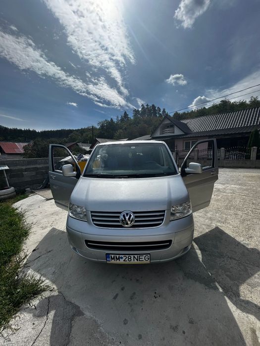 Volkswagen Transporter T5 2.5 TDI