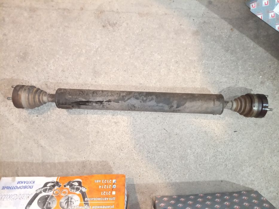 Продам карданные валы на Ниву