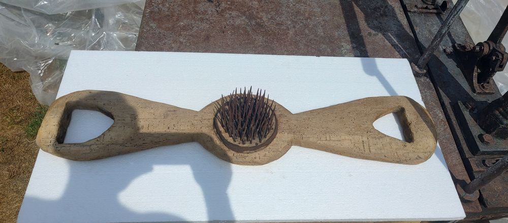 Pieptene vechi de lână/daracit