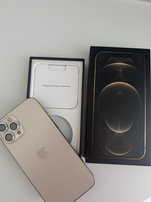 Продам IPhone 12 pro max