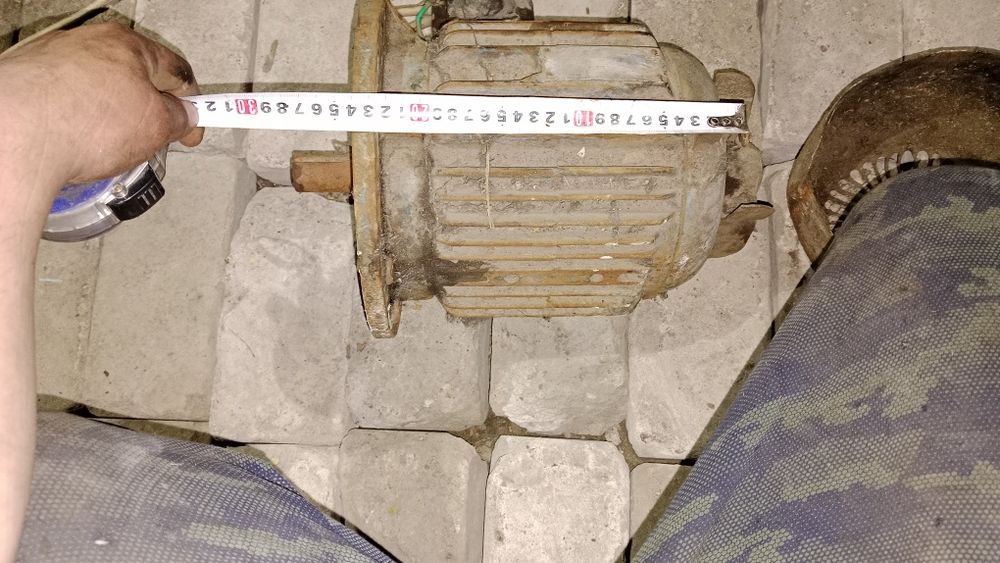 Продам электродвигатель