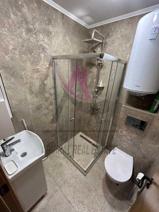 Дава се под наем Двустаен апартамент в к.к. Златни пясъци - 55 кв.м за 450 € - Снимка #4