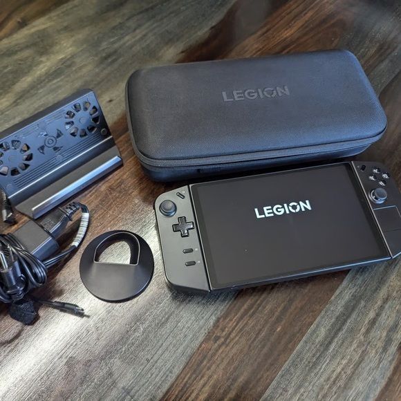 Продам Lenovo Legion GO z1 extreme