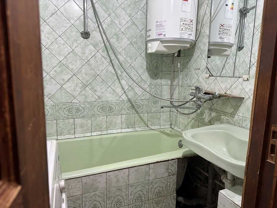 Продам 3-комнатную квартиру на Караташ 80 м² 9/9