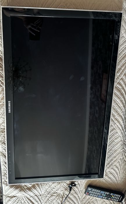 Samsung 32 диагональ (81 см) не СМАРТ