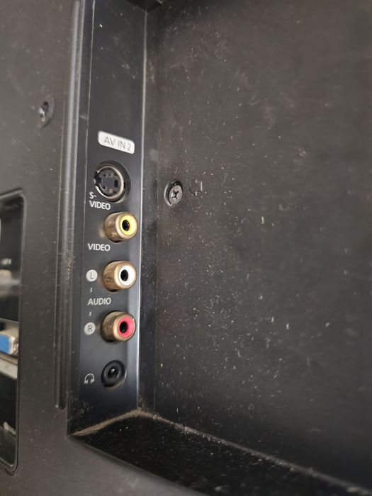 Срочно продам телевизор самсунг 32  не смарт. всёсмарт. Всё.
,