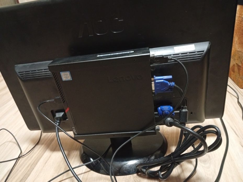 Офис Компютър LENOVO