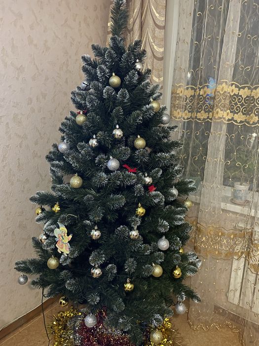 Ель искуственная