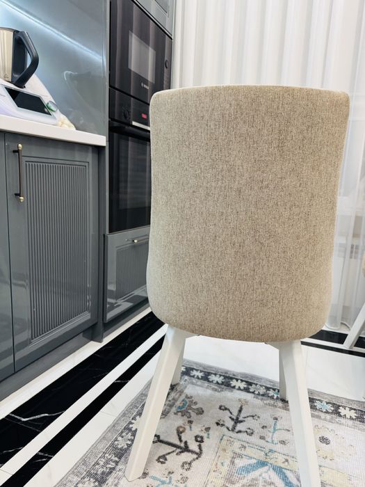 Кухонная мебель, стулья