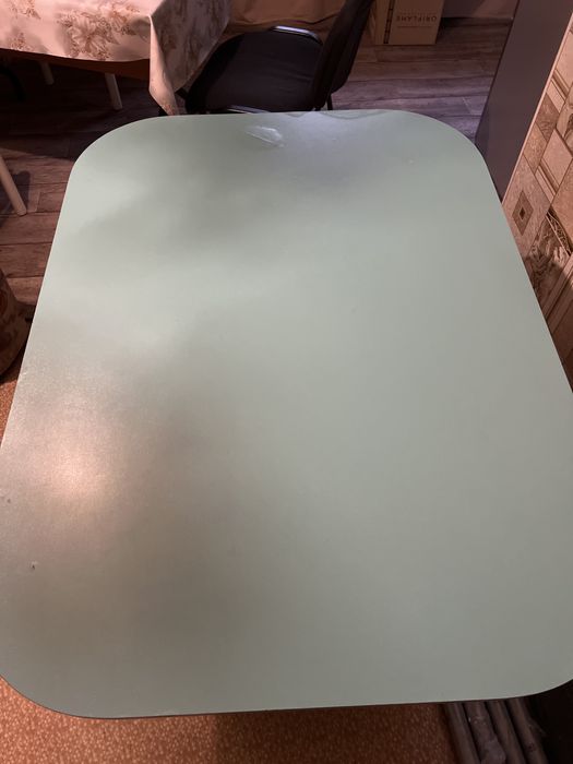 Стол зеленый офисный