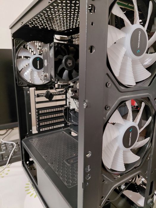 Продам черный корпус