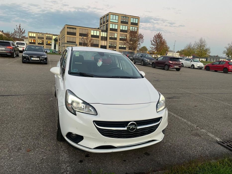 Vând Opel Corsa E