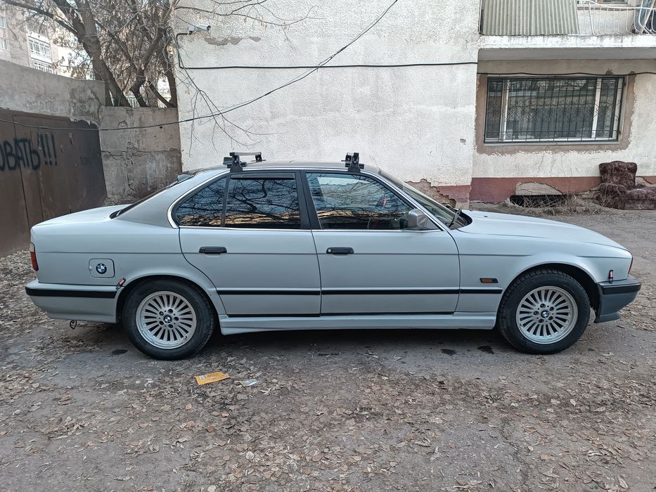 БМВ е34 продам BMW E34