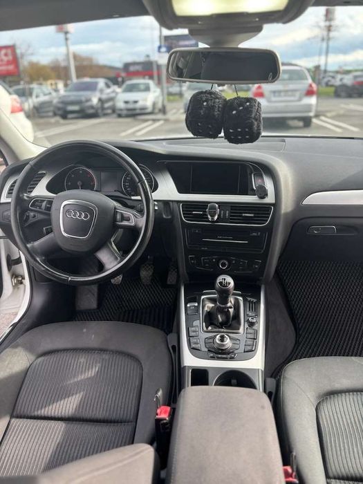 AUDI A4 Avant 2010 — imagine 4